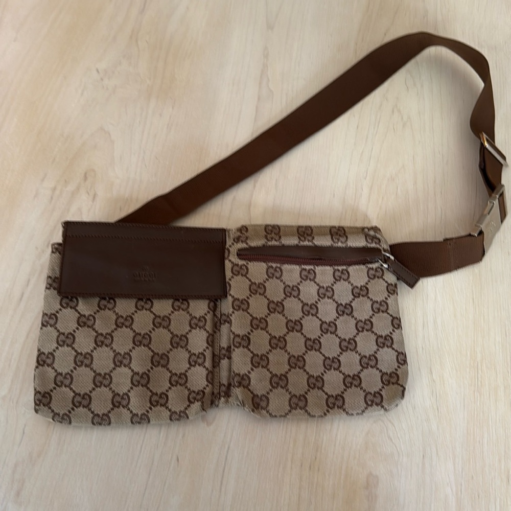 Gucci belt bag in great condition